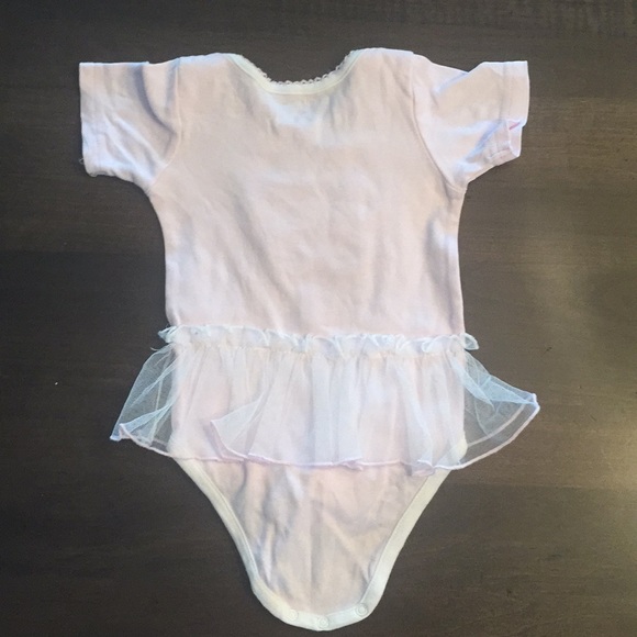 Isaac Mizrahi ballet onsie, size 9M - Picture 4 of 5